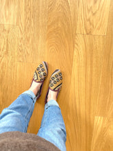Load image into Gallery viewer, Isobel Women's Kilim Slippers size 36 (US size 6)