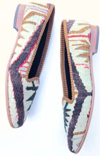 Load image into Gallery viewer, Cora Women's Kilim Slippers size 36 (US size 6)