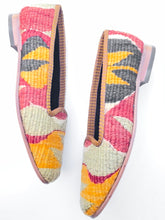 Load image into Gallery viewer, Cora Women's Kilim Slippers size 36 (US size 6)