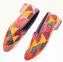 Load image into Gallery viewer, Men's Kilim Slippers size 43 (US size 10)