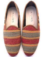 Load image into Gallery viewer, Men's Kilim Slippers size 43 (US size 10)