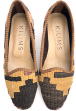 Load image into Gallery viewer, Cora Women's Kilim Slippers size 36 (US size 6)