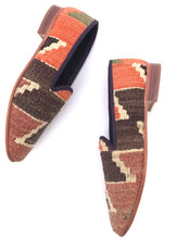 Load image into Gallery viewer, Men's Kilim Slippers size 43 (US size 10)