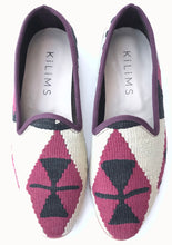 Load image into Gallery viewer, Men's Kilim Slippers size 42 (US size 9)
