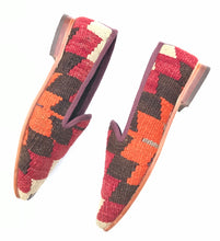 Load image into Gallery viewer, Isobel Women's Kilim Slippers size 38 (US size 8)