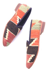 Load image into Gallery viewer, Men's Kilim Slippers size 44 (US size 11)