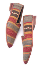 Load image into Gallery viewer, Men's Kilim Slippers size 43 (US size 10)