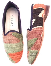 Load image into Gallery viewer, Men's Kilim Slippers size 42 (US size 9)