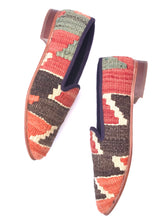 Load image into Gallery viewer, Men's Kilim Slippers size 42 (US size 9)