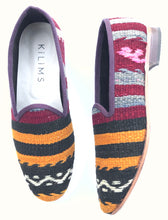 Load image into Gallery viewer, Men's Kilim Slippers size 43 (US size 10)