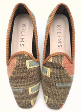 Load image into Gallery viewer, Isobel Women's Kilim Slippers size 40 (US size 10)