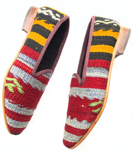 Load image into Gallery viewer, Men's Kilim Slippers size 44 (US size 11)