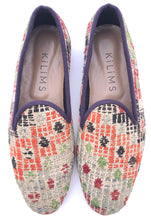Load image into Gallery viewer, Men's Kilim Slippers size 43 (US size 10)