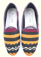 Load image into Gallery viewer, Men's Kilim Slippers size 43 (US size 10)