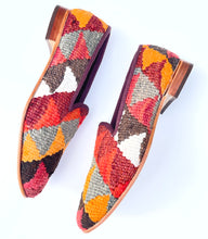 Load image into Gallery viewer, Men's Kilim Slippers size 44 (US size 11)
