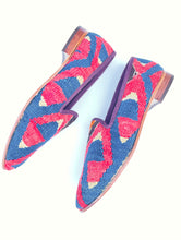 Load image into Gallery viewer, Men's Kilim Slippers size 44 (US size 12)
