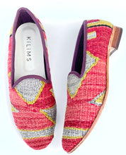 Load image into Gallery viewer, Men's Kilim Slippers size 45 (US size 12)