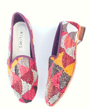 Load image into Gallery viewer, Men's Kilim Slippers size 45 (US size 12)