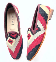 Load image into Gallery viewer, Women's Kilim Slippers size 41 (US size 11)