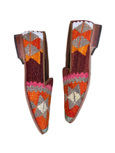 Load image into Gallery viewer, Men's Kilim Slippers size 42 (US size 9)