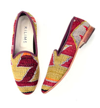 Load image into Gallery viewer, Men's Kilim Slippers size 44 (US size 12)