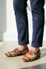 Load image into Gallery viewer, Men's Kilim Slippers size 44 (US size 12)