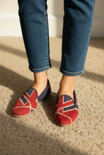 Load image into Gallery viewer, Women's Kilim Slippers size 41 (US size 11)