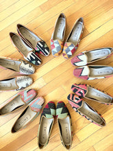 Load image into Gallery viewer, kilim Turkish shoes