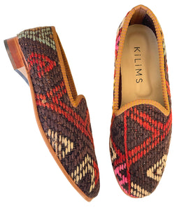 Pair of brown patterned shoes with Kilims