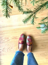 Load image into Gallery viewer, women&#39;s colorful loafers