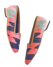 Load image into Gallery viewer, Turkish kilim 