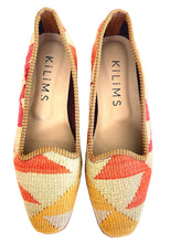 Load image into Gallery viewer, women&#39;s kilim loafers size 39 in warm orange, yellow, and eggshell colors with a slight heel