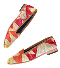 Load image into Gallery viewer, kilimsby unique slippers red beige