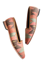 Load image into Gallery viewer, Pair of handmade kilim fabric shoes with a wonderful soft pattern