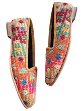 Load image into Gallery viewer, Pair of colorful woven handmade loafer shoes for women 
