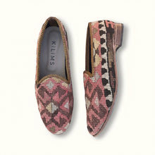 Load image into Gallery viewer, Men's Kilim Slippers size 42 (US size 9)