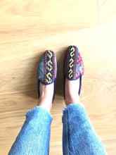 Load image into Gallery viewer, kilim shoes women