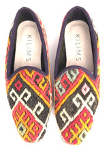 Load image into Gallery viewer, Women&#39;s Kilim Slippers size 39 (US size 9)
