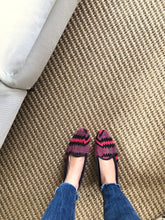 Load image into Gallery viewer, purple pink slippers