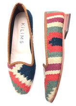 Load image into Gallery viewer, Women&#39;s Kilim Slippers size 37 (US size 7)