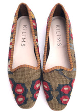 Load image into Gallery viewer, Cora Women&#39;s Kilim Slippers size 37 (US size 7)