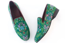 Load image into Gallery viewer, Women&#39;s Green Brocade Valenciana Slippers