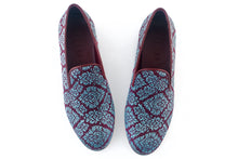 Load image into Gallery viewer, Blue brocade slippers