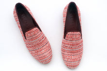 Load image into Gallery viewer, Women&#39;s Pink Chenille Tapestry Slippers